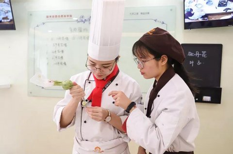 學生專訪 | 陳海茵：任何方式都可以讓自己發光發亮
